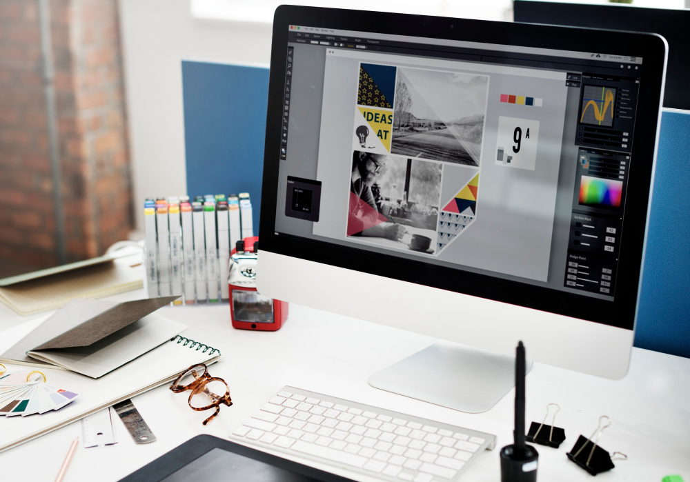ADOBE INDESIGN